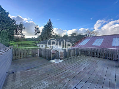 Maison - 153 m² - 11 pièces