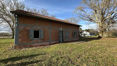 Propriété - 200 m² - 7 pièces