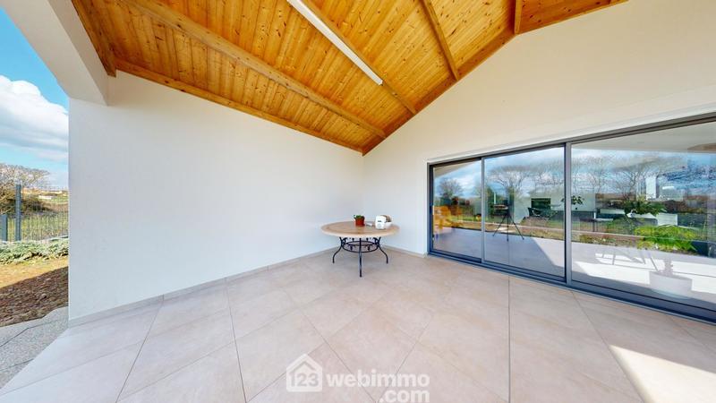 Maison - 120 m² - 5 pièces