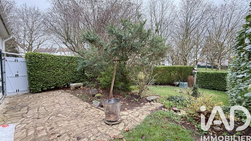 Maison - 93 m² - 4 pièces