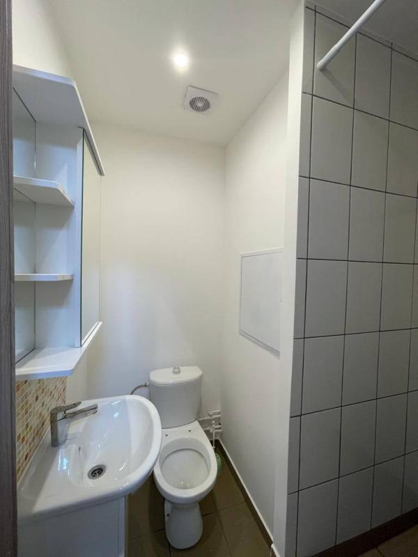 Studio - 15 m² - 1 pièce