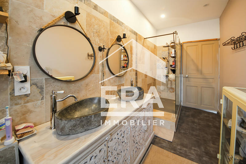 Maison - 144 m² - 6 pièces