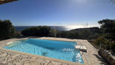 Villa - 174 m² - 6 pièces