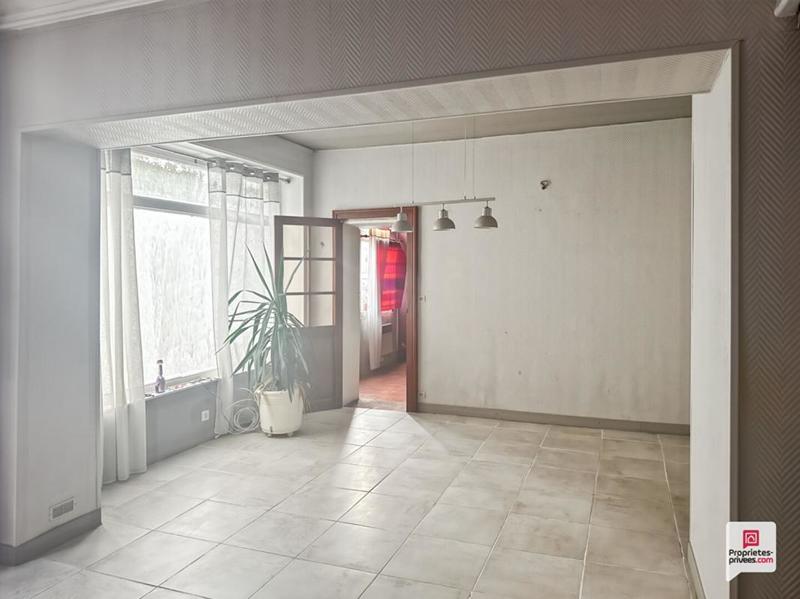 Maison - 211 m² - 10 pièces