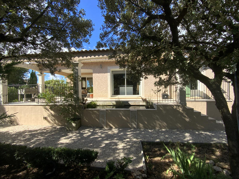 Maison - 143 m² - 7 pièces