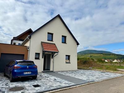 Maison traditionnelle - 115 m² - 4 pièces