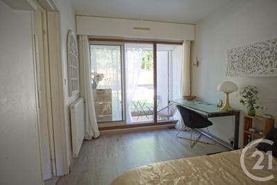 Appartement - 76 m² - 3 pièces