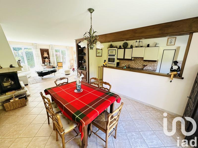 Maison - 160 m² - 8 pièces