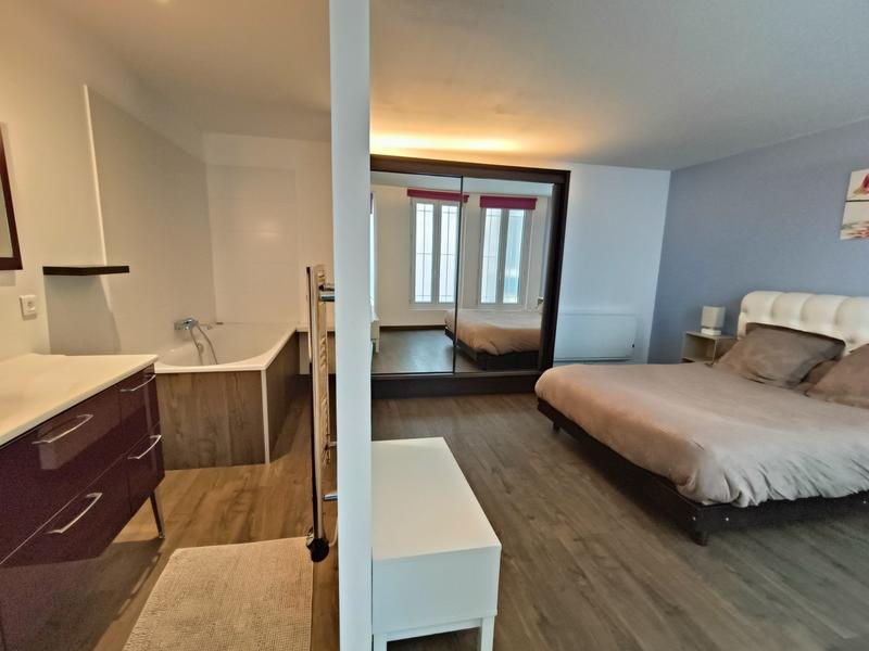 Appartement - 109 m² - 3 pièces