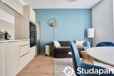 Chambre - 13 m² - 1 pièce