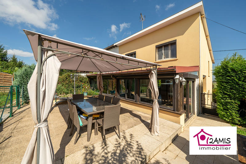 Maison - 140 m² - 7 pièces