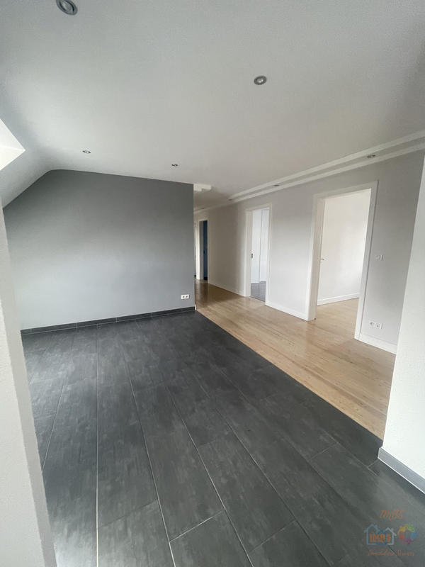 Appartement - 101 m² - 5 pièces