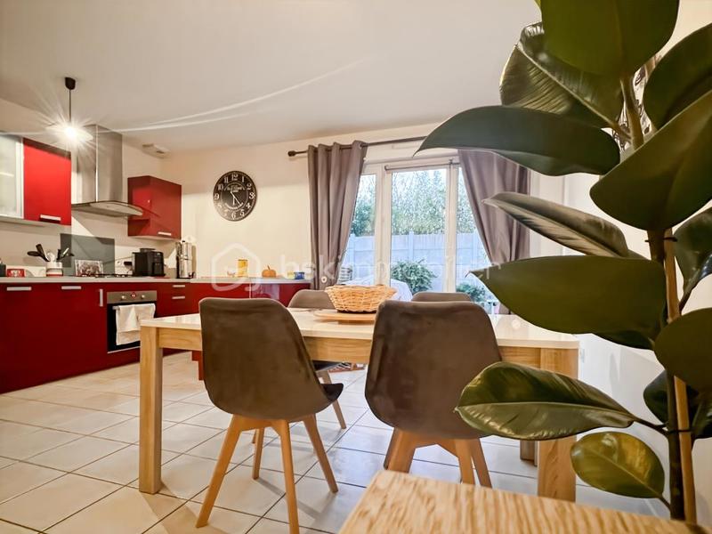 Pavillon - 80 m² - 4 pièces