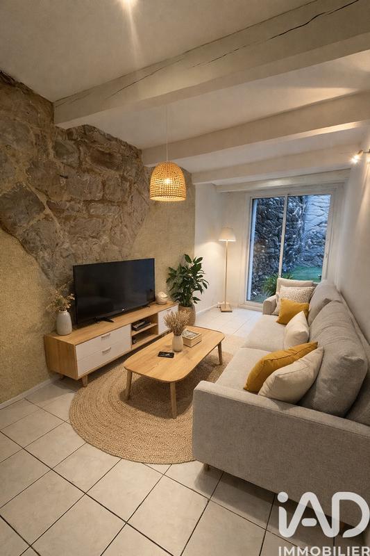 Maison de village - 100 m² - 4 pièces