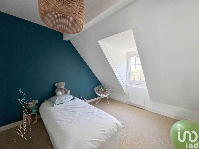 Maison - 195 m² - 7 pièces