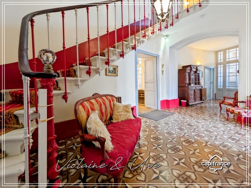 Maison bourgeoise - 433 m² - 12 pièces