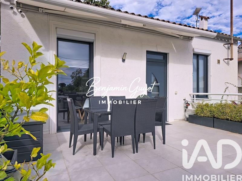 Maison - 111 m² - 4 pièces