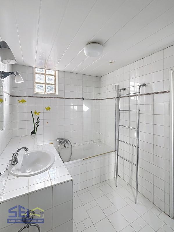 Pavillon - 140 m² - 6 pièces