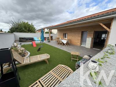 Maison - 142 m² - 5 pièces