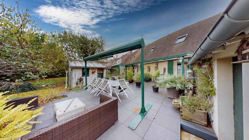 Maison - 175 m² - 5 pièces