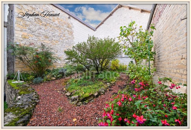 Maison de village - 209 m² - 6 pièces