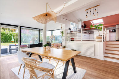 Maison - 189 m² - 6 pièces