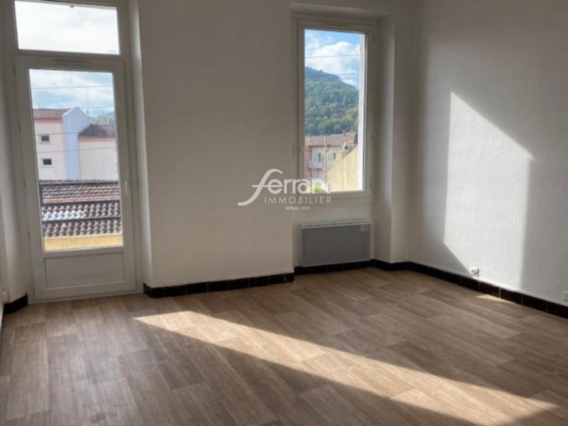Appartement - 72 m² - 3 pièces