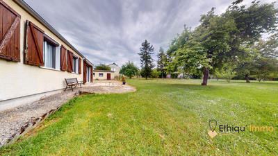 Maison - 99 m² - 6 pièces