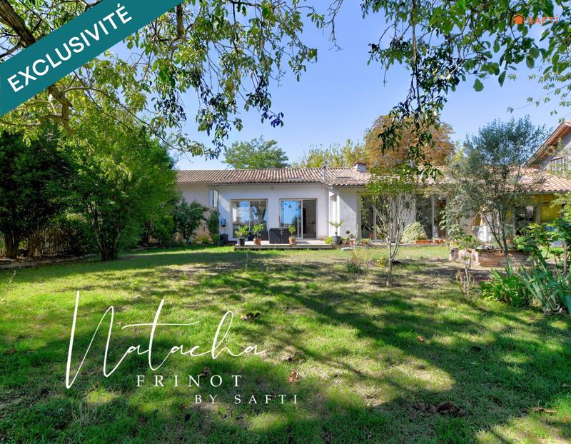 Maison - 210 m² - 8 pièces