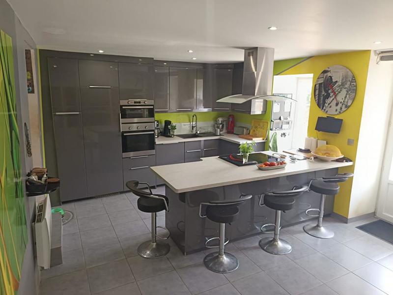 Maison - 320 m² - 11 pièces