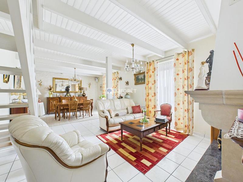 Maison traditionnelle - 124 m² - 5 pièces