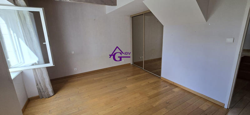 Maison ancienne - 215 m² - 6 pièces