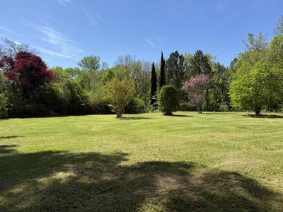 Maison - 242 m² - 9 pièces