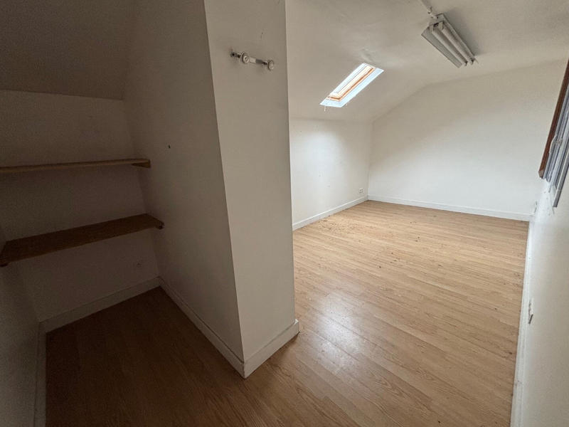 Local commercial - 810 m²