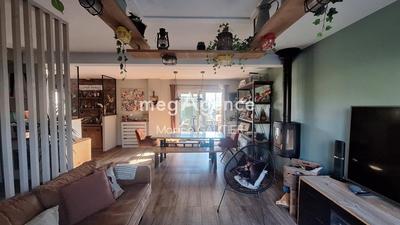 Maison - 126 m² - 8 pièces