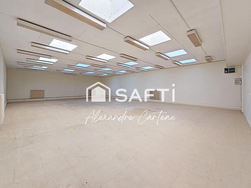 Local commercial - 323 m² - 8 pièces