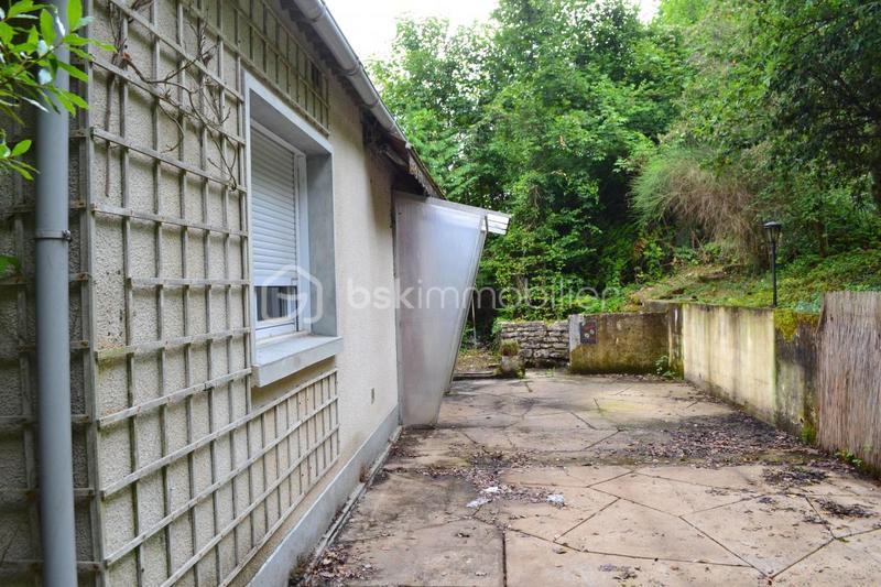 Maison - 95 m² - 5 pièces