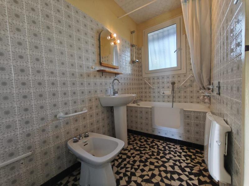 Appartement ancien - 70 m² - 4 pièces