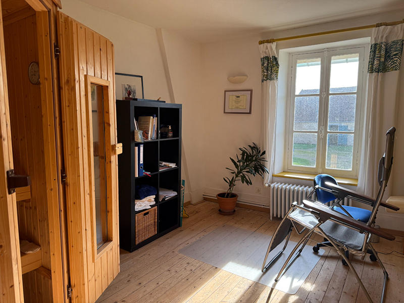 Demeure - 254 m² - 8 pièces