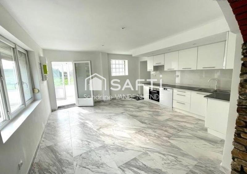 Maison - 180 m² - 6 pièces