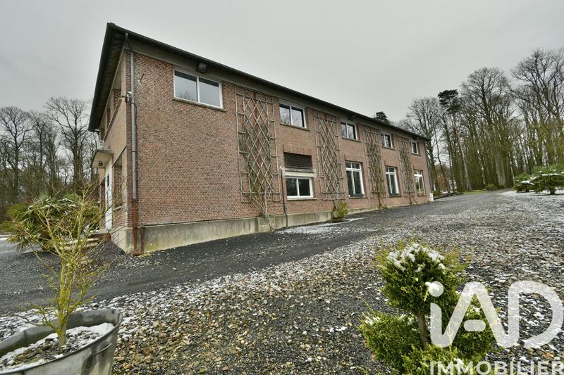 Château - 704 m² - 11 pièces