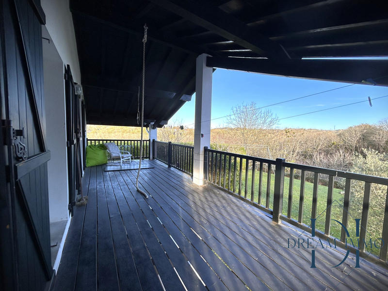 Villa - 159 m² - 6 pièces