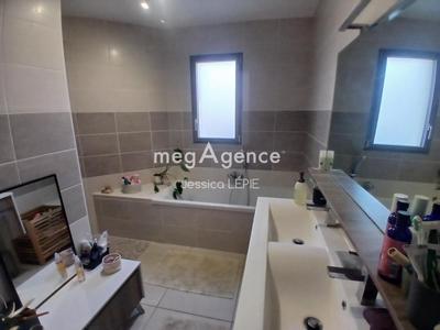 Maison - 131 m² - 5 pièces