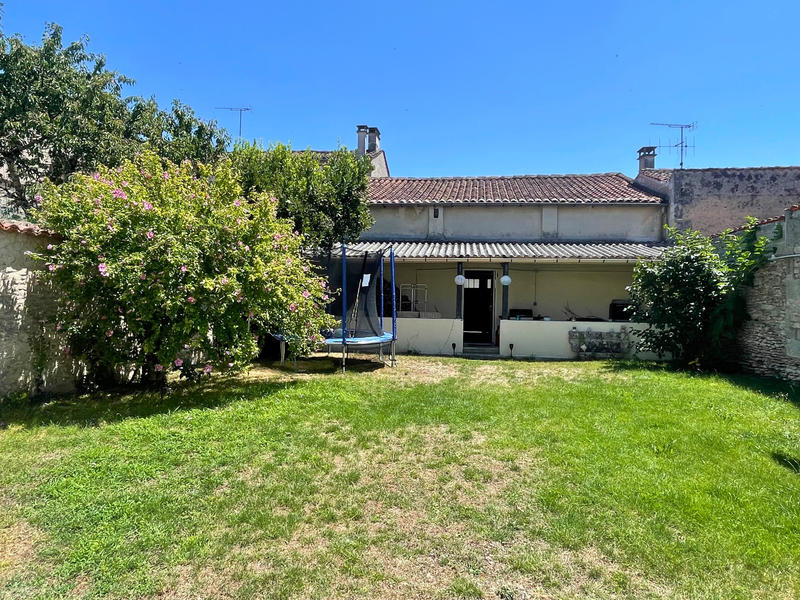 Maison - 151 m² - 6 pièces