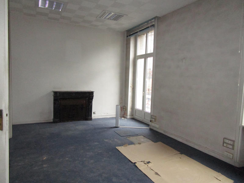 Appartement - 240 m² - 1 pièce