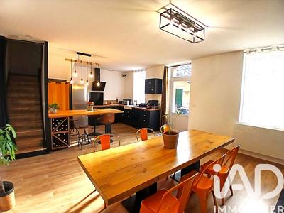 Maison - 144 m² - 6 pièces