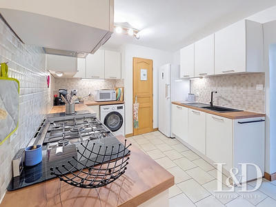 Maison - 376 m² - 15 pièces