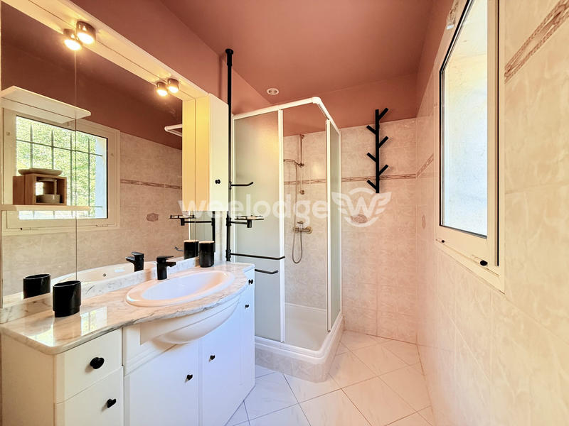 Villa - 153 m² - 6 pièces