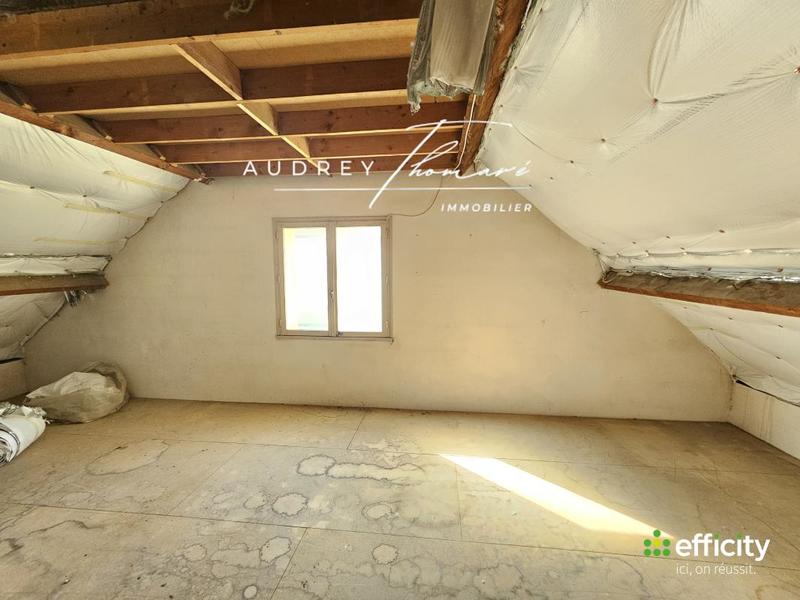 Pavillon - 110 m² - 5 pièces