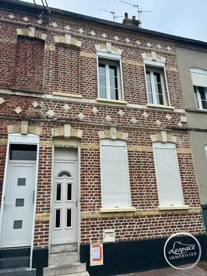 Maison - 80 m² - 4 pièces